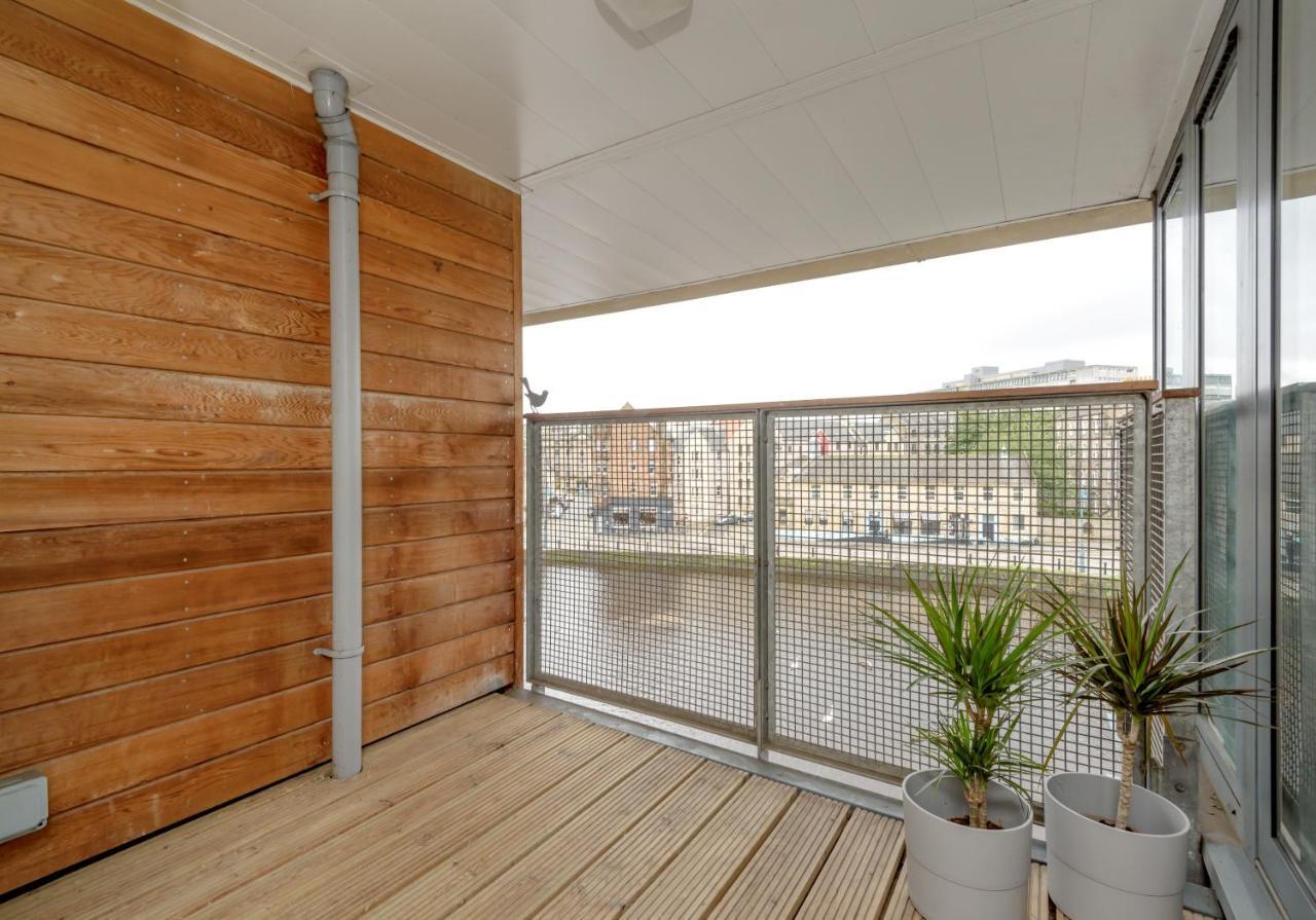 The Sandport Way Residence Edinburgh Exterior photo